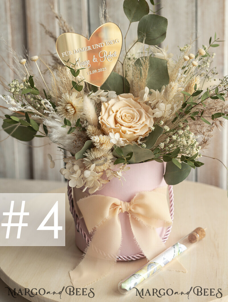 Geschenkschachtel für Geld Geldgeschenk zur Hochzeit mit Strauß aus Trockenblumen-1
