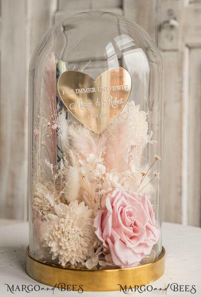 Glasglocke mit getrockneten Blumen. Das perfekte Geschenk für die Eltern am Hochzeitstag.-7