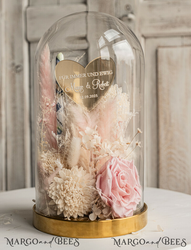 Glasglocke mit getrockneten Blumen. Das perfekte Geschenk für die Eltern am Hochzeitstag.-8
