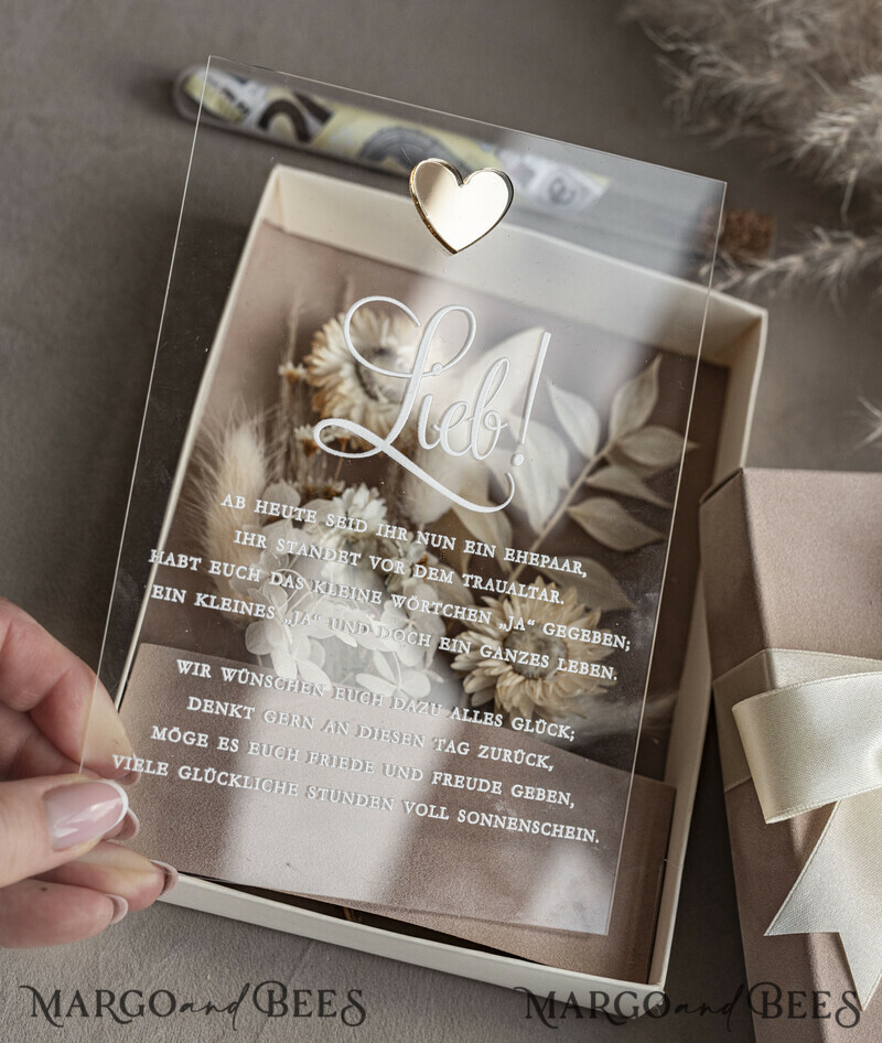 Die Geldkassette. Personalisiertes Hochzeitsgeschenk mit einem Strauß getrockneter Blumen. Ein Geschenk für das junge Paar als Erinnerung. Erinnerungsbox als Geschenk.-10