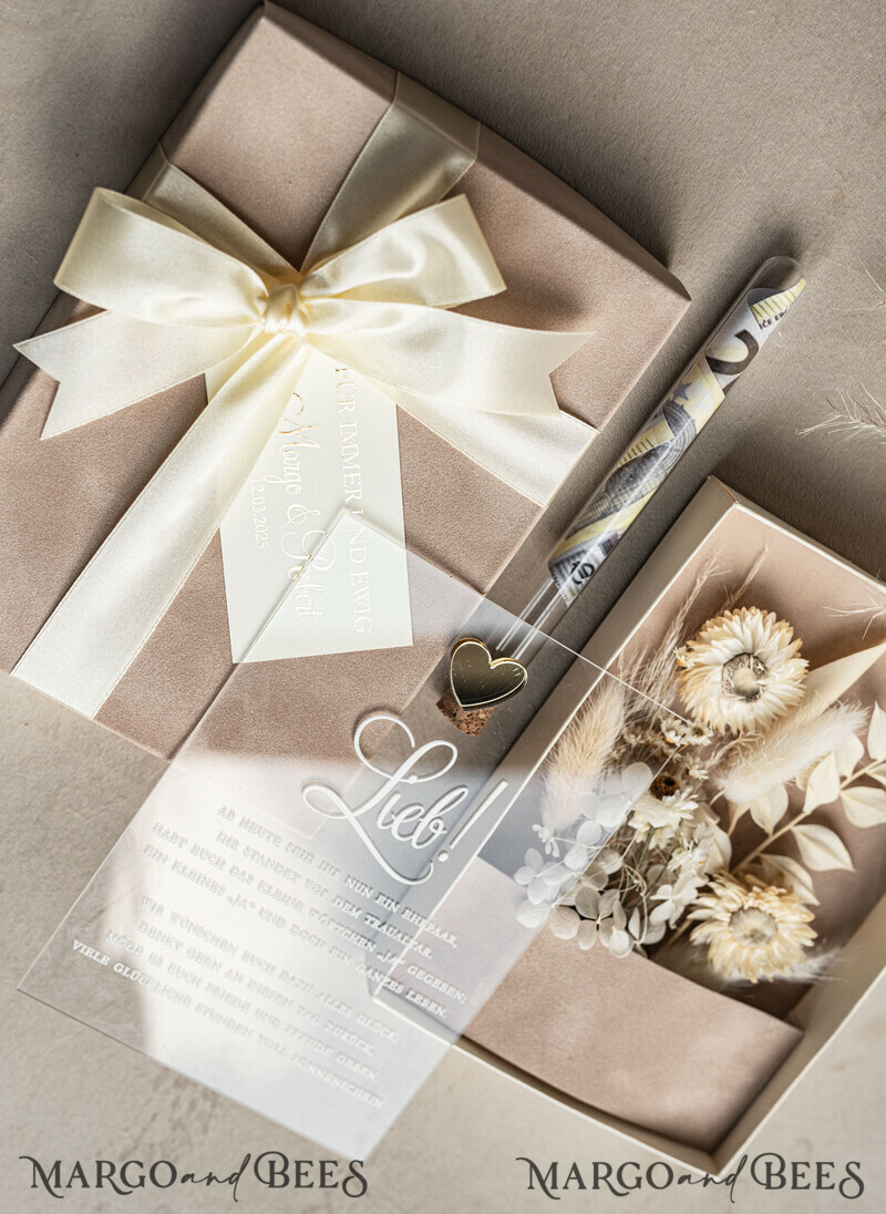 Die Geldkassette. Personalisiertes Hochzeitsgeschenk mit einem Strauß getrockneter Blumen. Ein Geschenk für das junge Paar als Erinnerung. Erinnerungsbox als Geschenk.-17