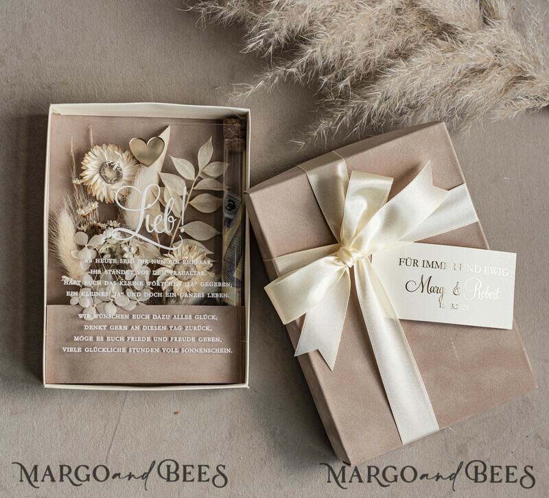Die Geldkassette. Personalisiertes Hochzeitsgeschenk mit einem Strauß getrockneter Blumen. Ein Geschenk für das junge Paar als Erinnerung. Erinnerungsbox als Geschenk.-6