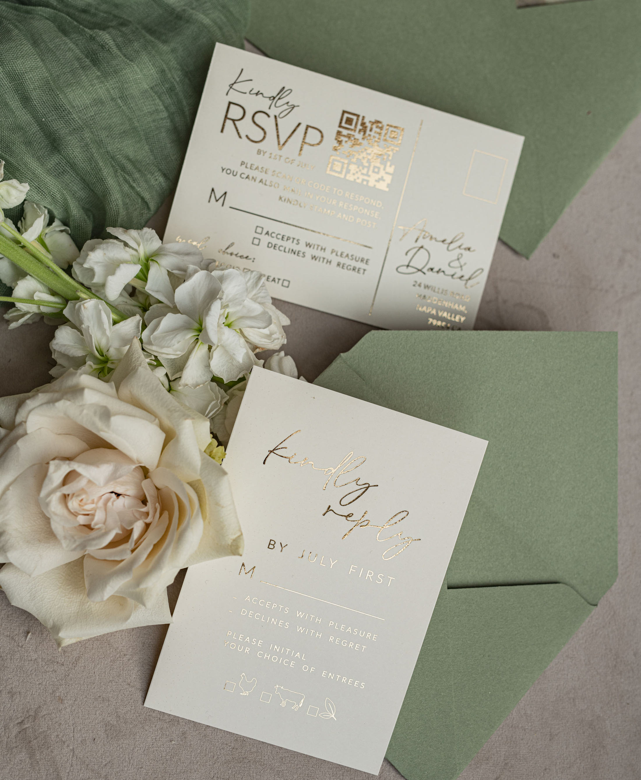How to add a luxury touch to invitations -16
