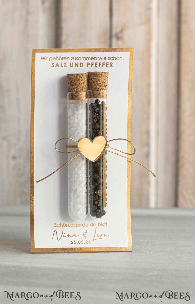 GastgeschenkeHochzeit wir gehoren zusammen wie Salz Pfeffer Gastgeschenk Pfeffer & Salz für Eure Hochzeitsgäste , Gastgeschenk Hochzeit Brautpaar Pfeffer & Salz mit Name-8