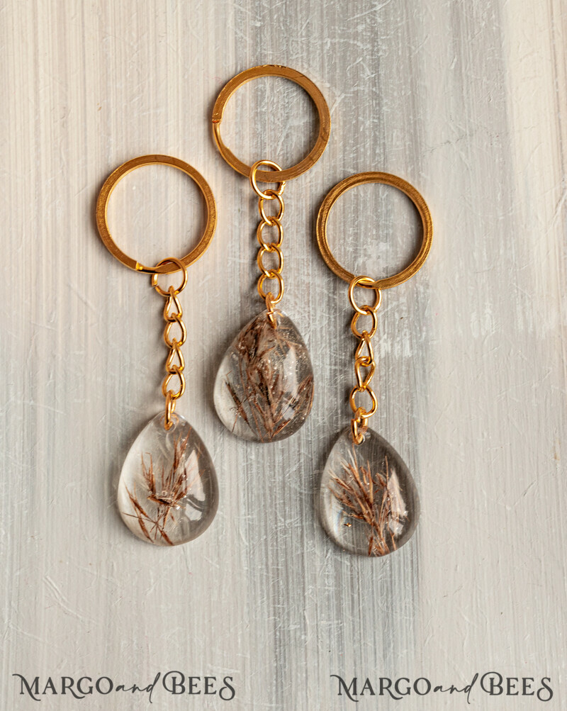 Wedding Favors For Guests in bulk Custom Resin Keychain, Golden personalised Thank you gifts Teardrop Keychain with Gold-Plated Stainless Steel Hardware-6