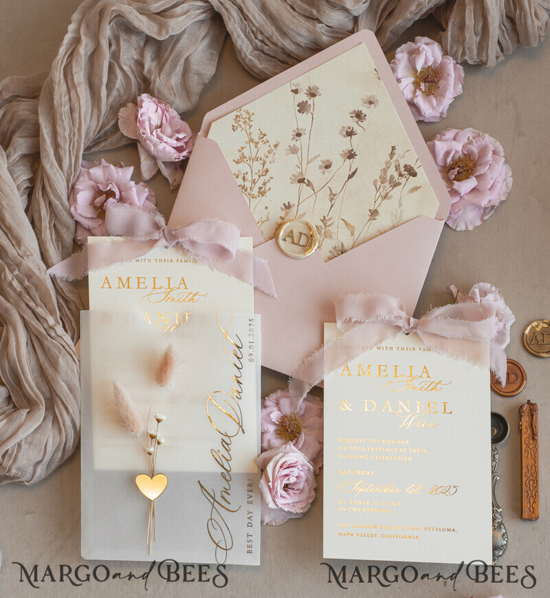 Whimsical Blush Gold Wedding Invitation with vellum etui natural dierd flowers pampass gras, Garden Elegant Floral Wedding Invitation with mirror gold heart-12