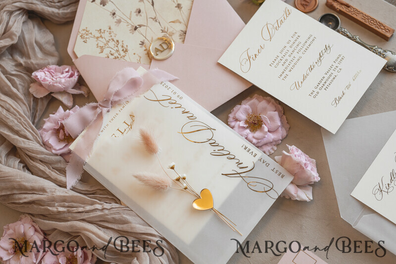 Whimsical Blush Gold Wedding Invitation with vellum etui natural dierd flowers pampass gras, Garden Elegant Floral Wedding Invitation with mirror gold heart-22