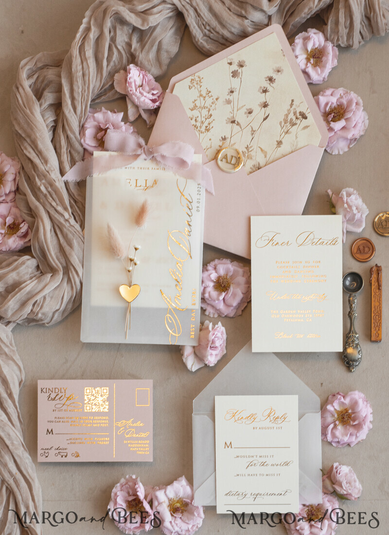 Whimsical Blush Gold Wedding Invitation with vellum etui natural dierd flowers pampass gras, Garden Elegant Floral Wedding Invitation with mirror gold heart-24