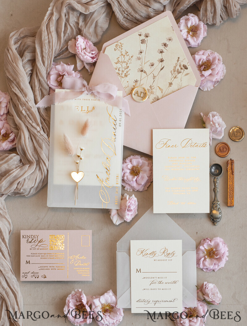 Whimsical Blush Gold Wedding Invitation with vellum etui natural dierd flowers pampass gras, Garden Elegant Floral Wedding Invitation with mirror gold heart-25