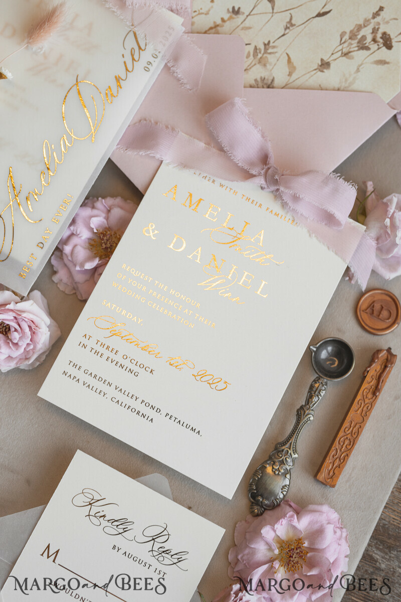 Whimsical Blush Gold Wedding Invitation with vellum etui natural dierd flowers pampass gras, Garden Elegant Floral Wedding Invitation with mirror gold heart-27