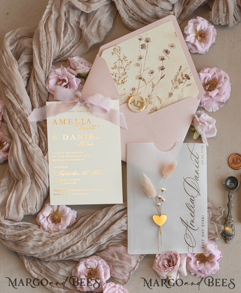 Whimsical Blush Gold Wedding Invitation with vellum etui natural dierd flowers pampass gras, Garden Elegant Floral Wedding Invitation with mirror gold heart-7