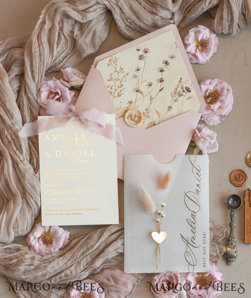 Whimsical Blush Gold Wedding Invitation with vellum etui natural dierd flowers pampass gras, Garden Elegant Floral Wedding Invitation with mirror gold heart-9