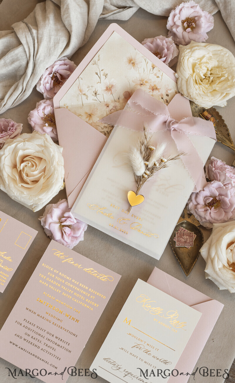 Whimsical Blush Gold Wedding Invitation with vellum etui natural dierd flowers pampass gras, Garden Elegant Floral Wedding Invitation with mirror gold heart-15