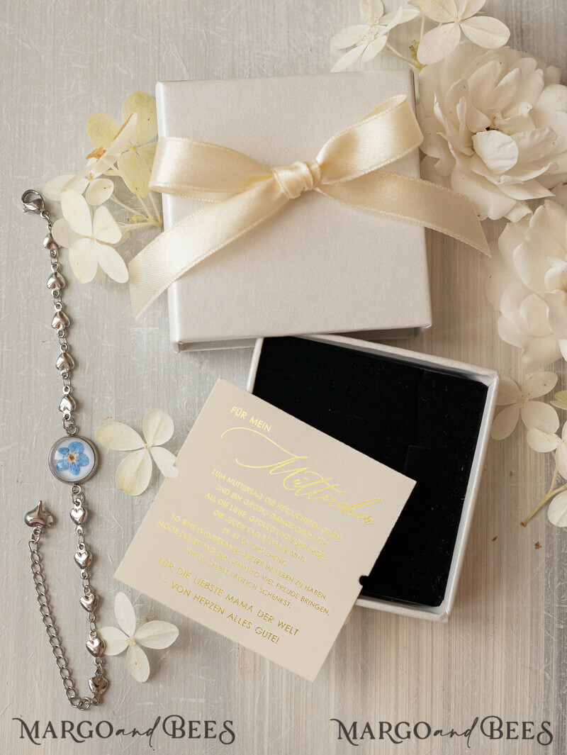 Muttertag Geschenk für Mama – Armband mit Vergissmeinnicht-Blume in Geschenkbox mit Widmung-1