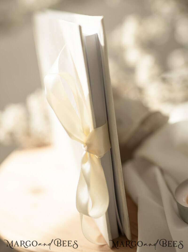 JGA Gästebuch für die Braut – Buch mit Schleife & Fragen an Freundinnen – personalisiert-3